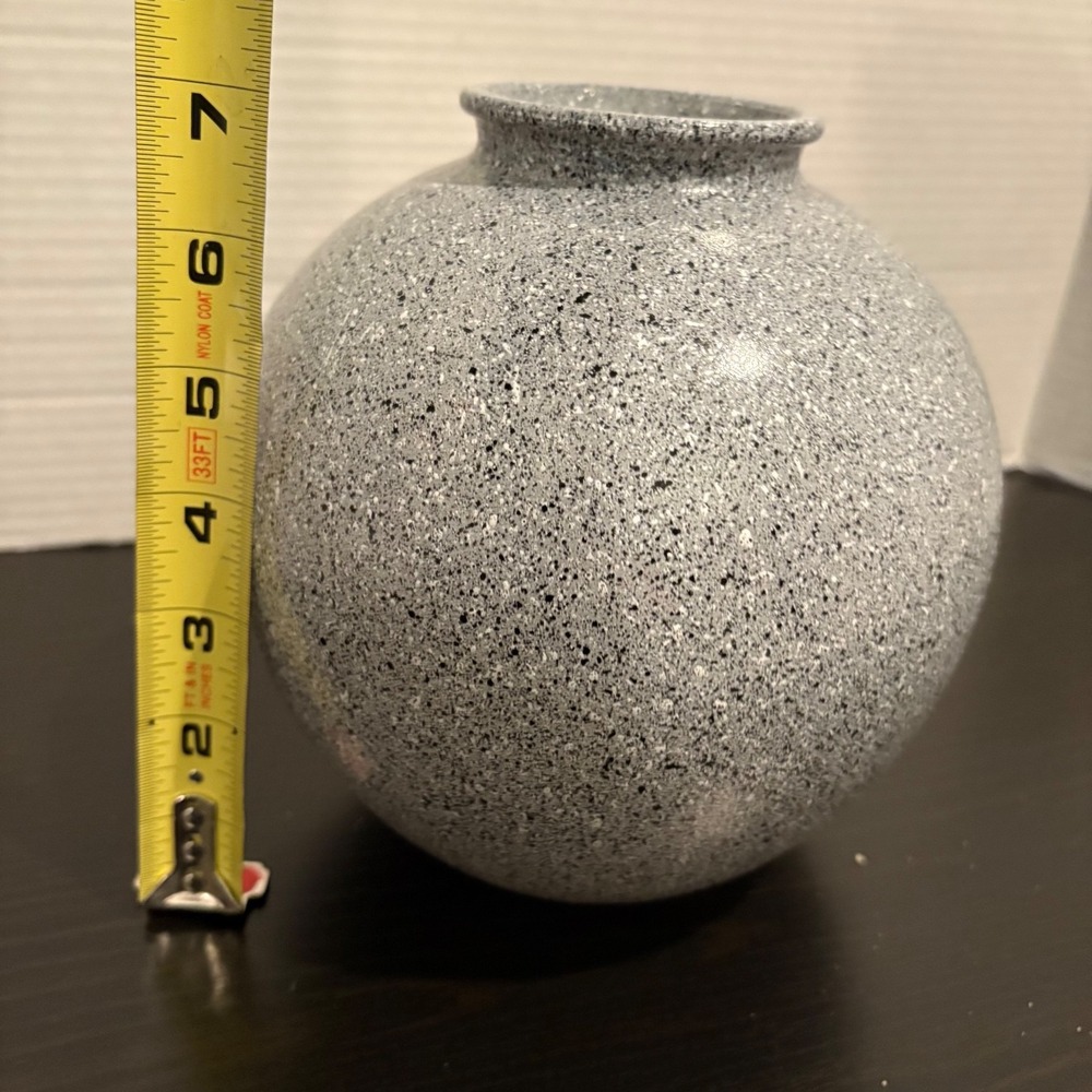 Speckled Round Ceramic Vase‎ Gray Black Modern Minimalist Globe Shape 7" EUC - Picture 5 of 7